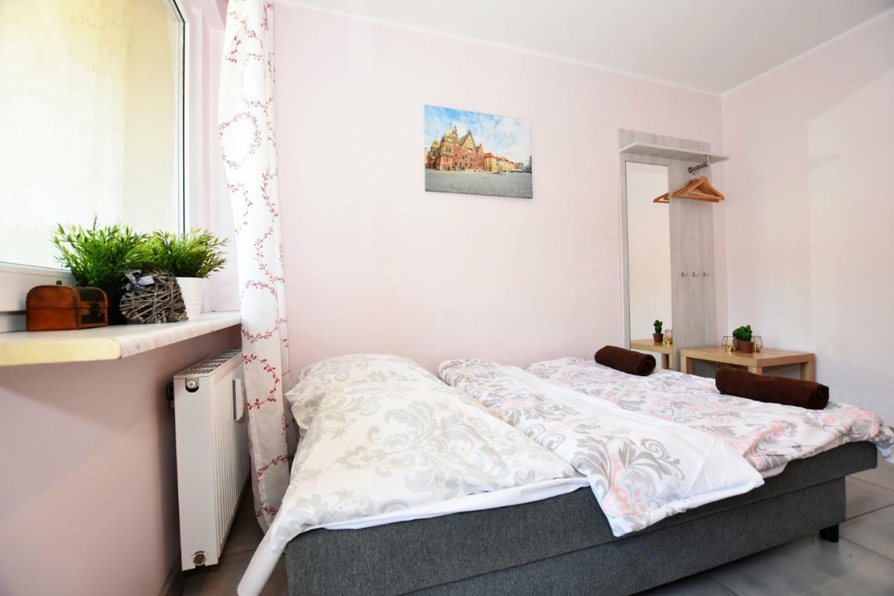 City Central Hostel Laciarska Βρότσλαβ Εξωτερικό φωτογραφία