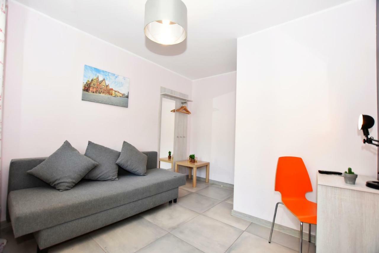 City Central Hostel Laciarska Βρότσλαβ Εξωτερικό φωτογραφία